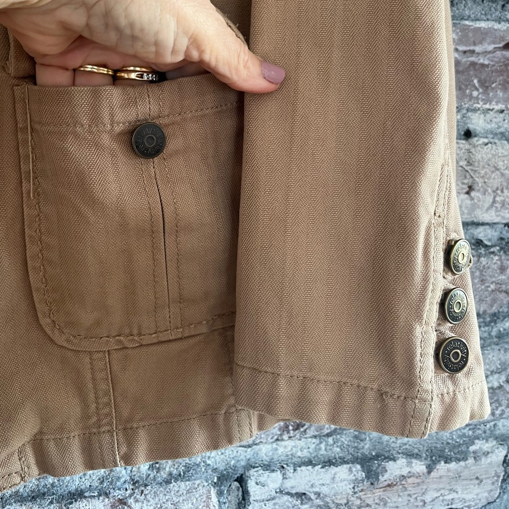 Tan Button-Up jacket, cute metal buttons and stitching detail, excellent cond🌸 - Picture 6 of 10